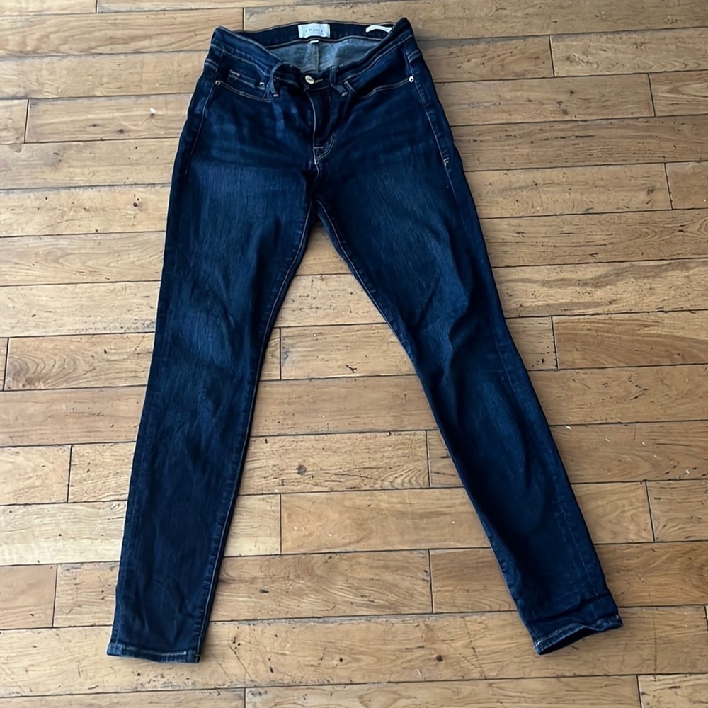 FRAME LE SKINNY DE JEANNE size 28 - Picture 2 of 4